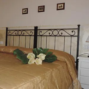 https://chiantirooms-guesthouse.it-tuscanyhotel.com