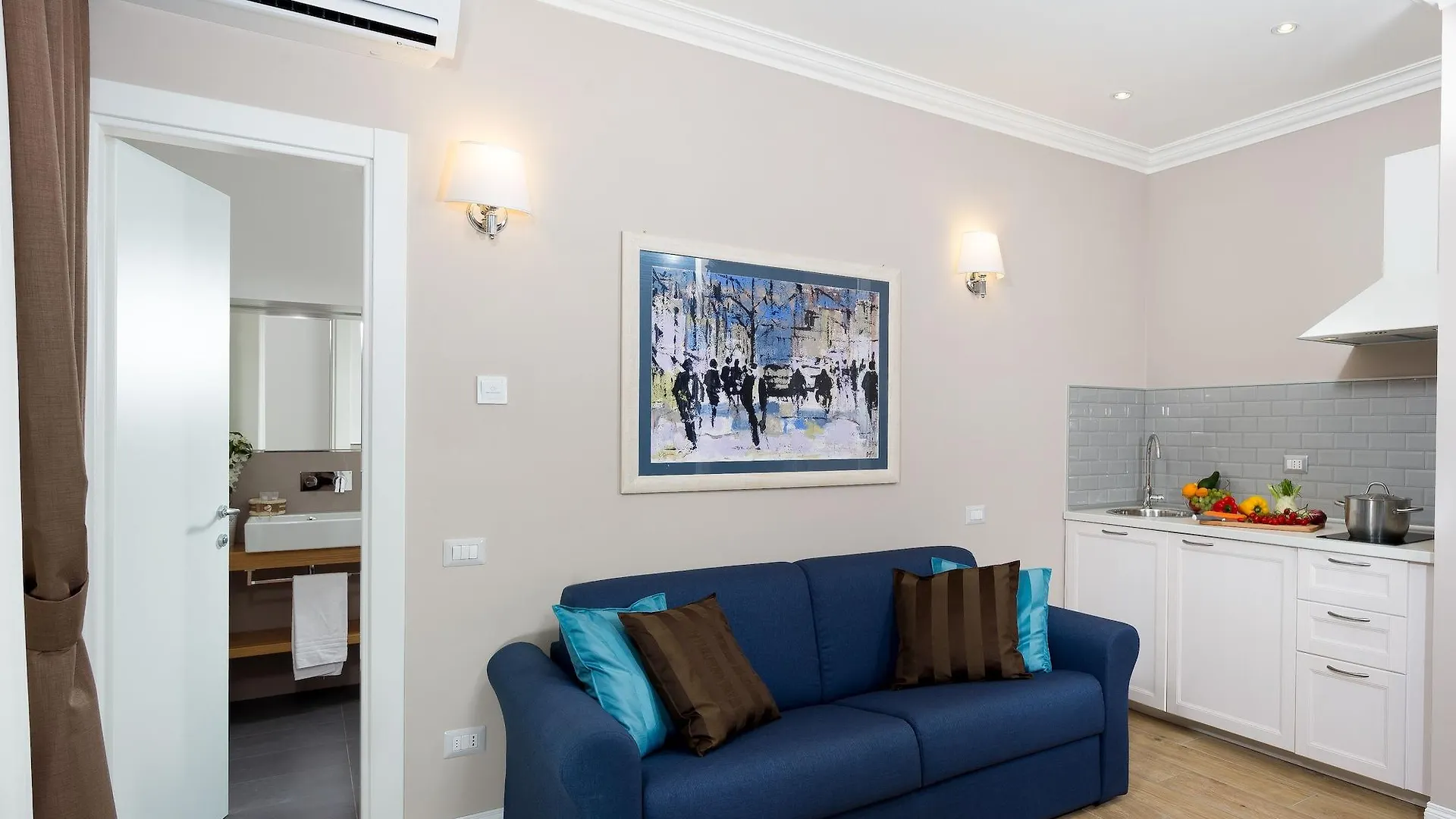 Vico Rooms And Terrace Rom 3*,